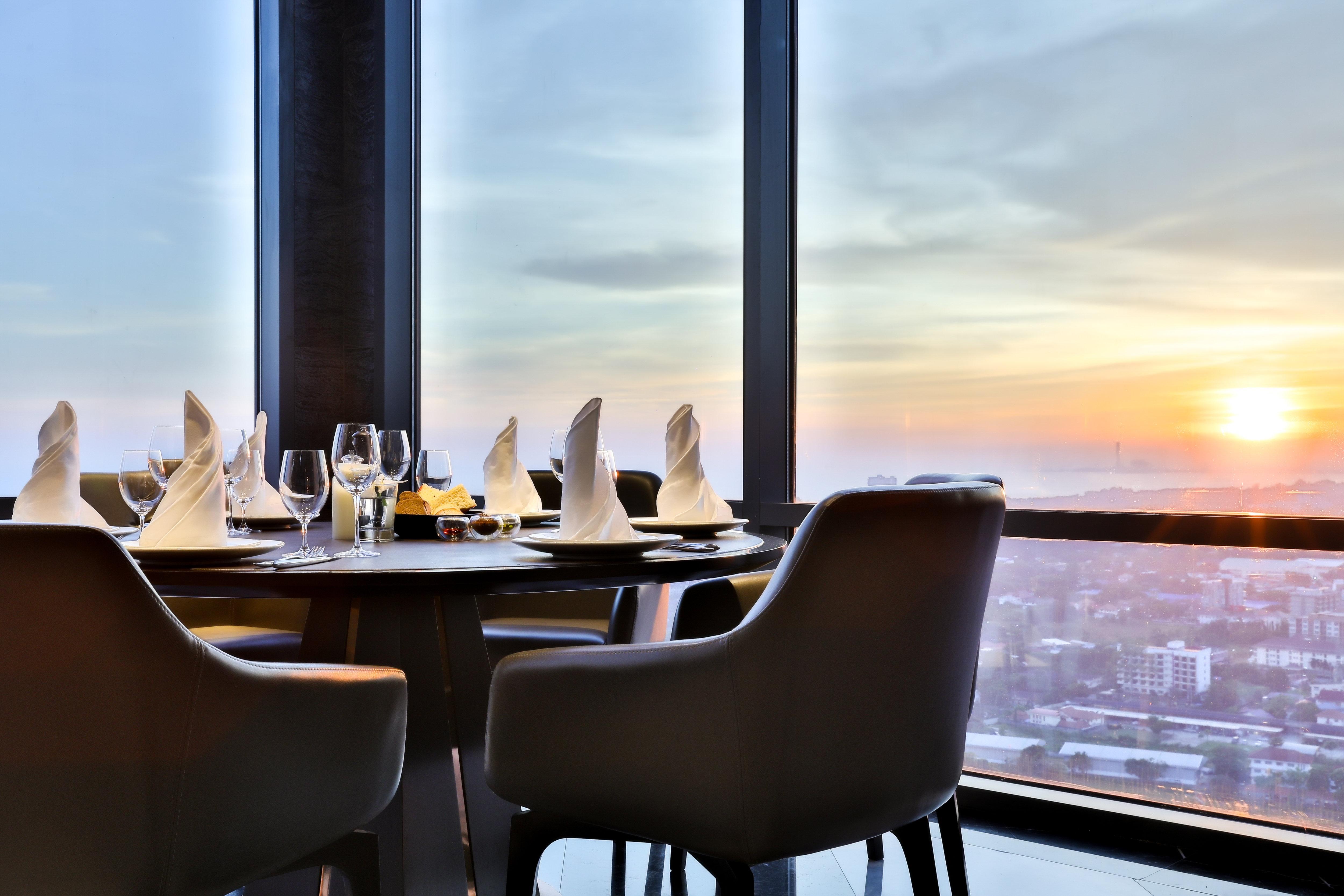 Holiday Inn & Suites Rayong City Centre By Ihg Екстер'єр фото