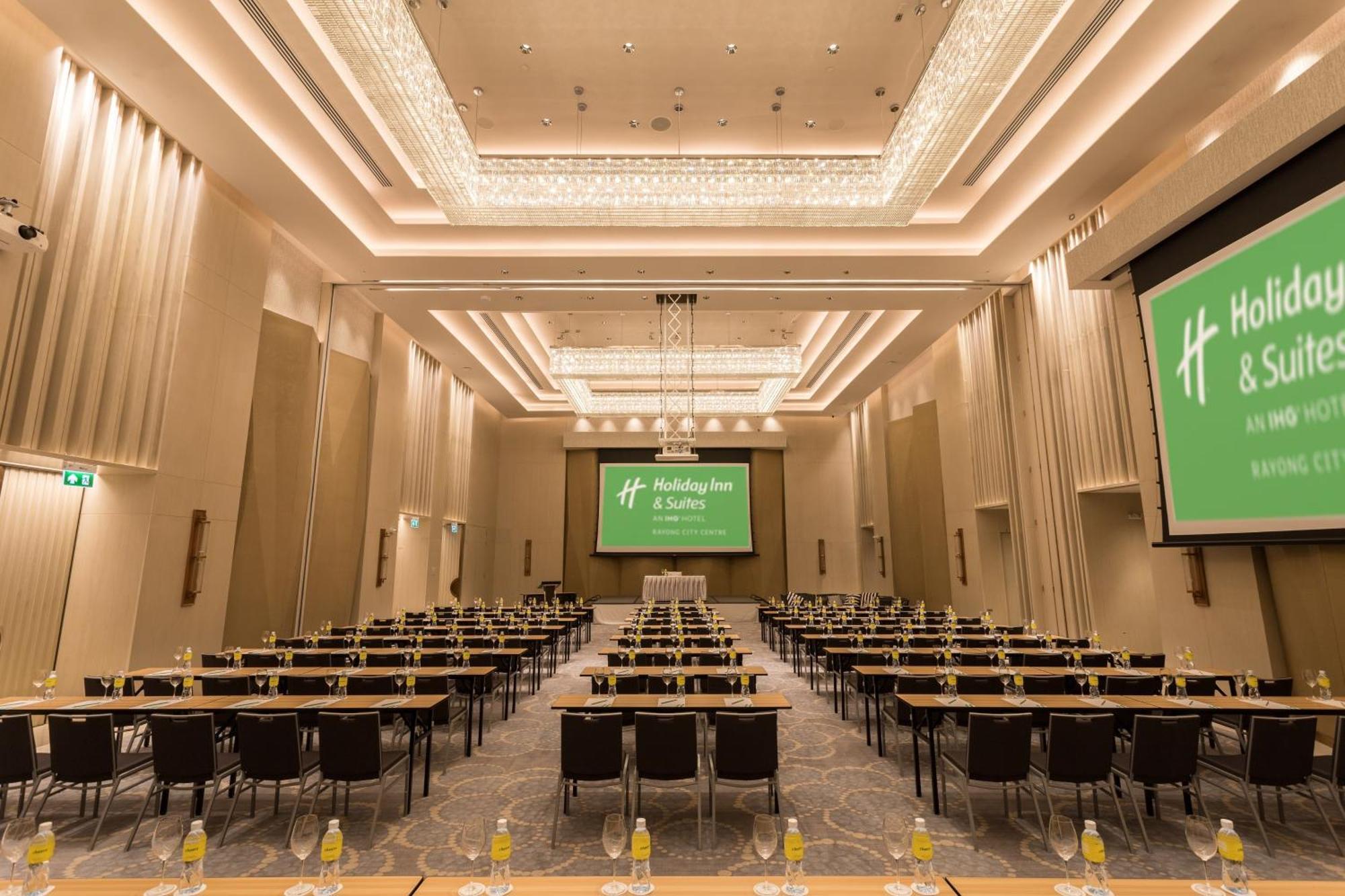Holiday Inn & Suites Rayong City Centre By Ihg Екстер'єр фото
