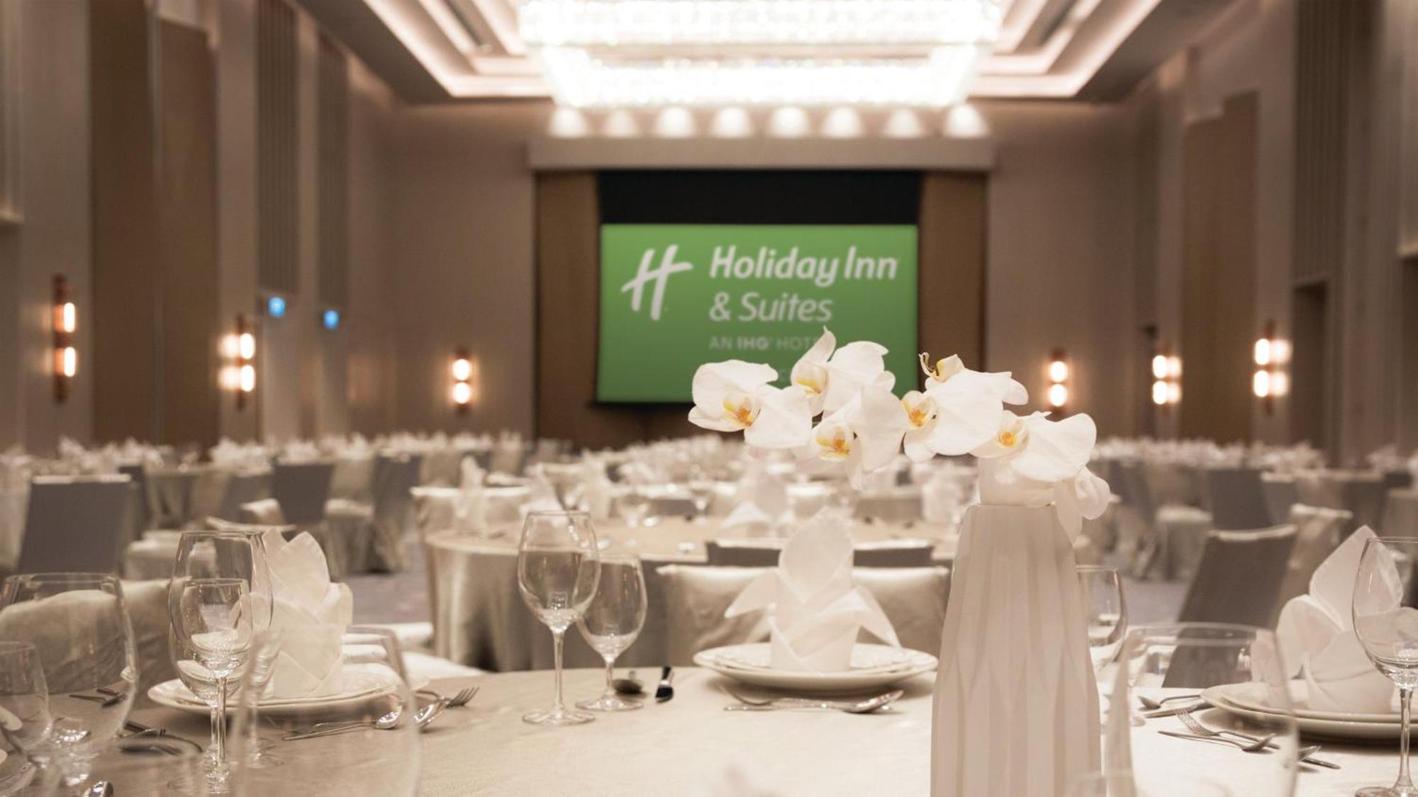 Holiday Inn & Suites Rayong City Centre By Ihg Екстер'єр фото