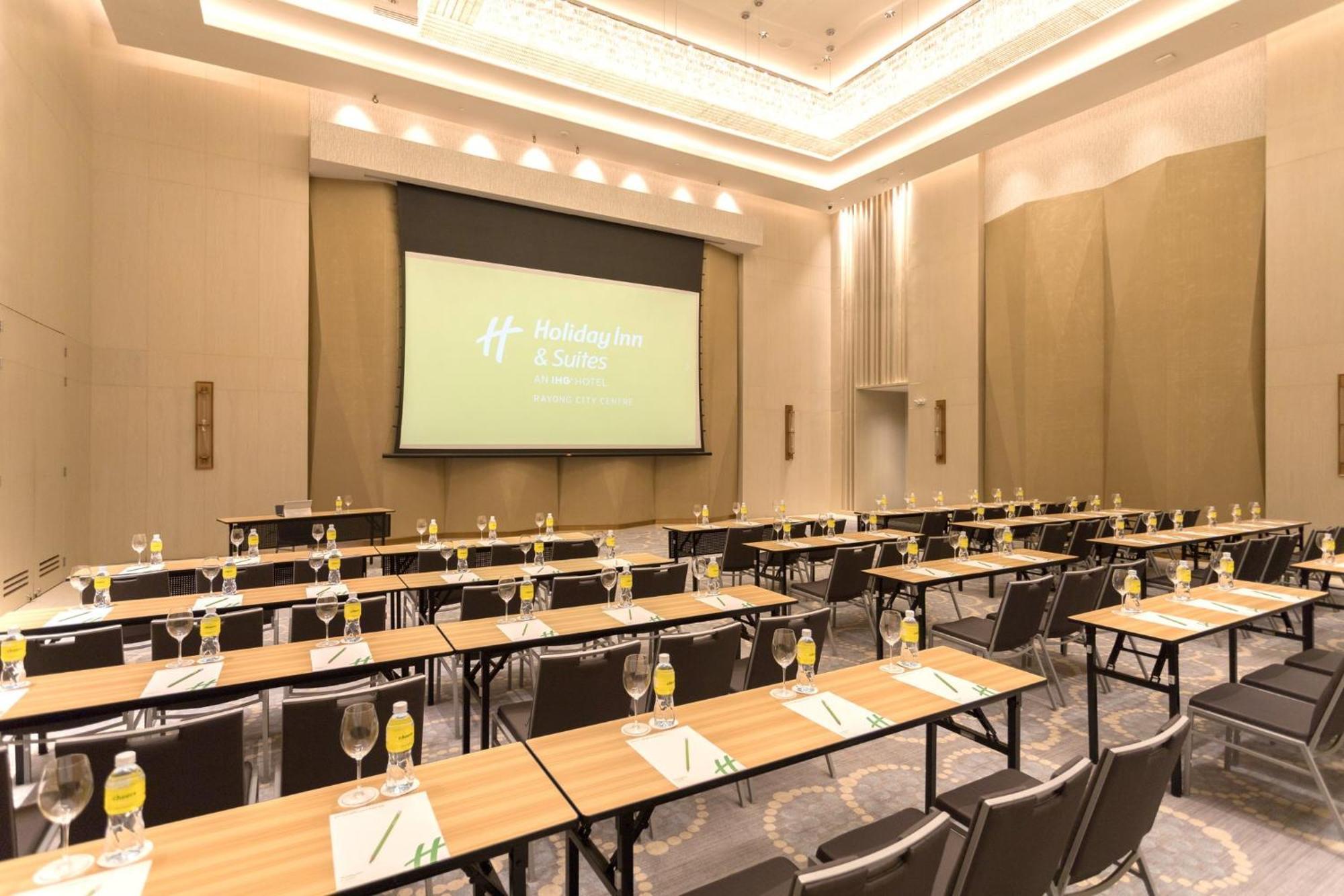 Holiday Inn & Suites Rayong City Centre By Ihg Екстер'єр фото