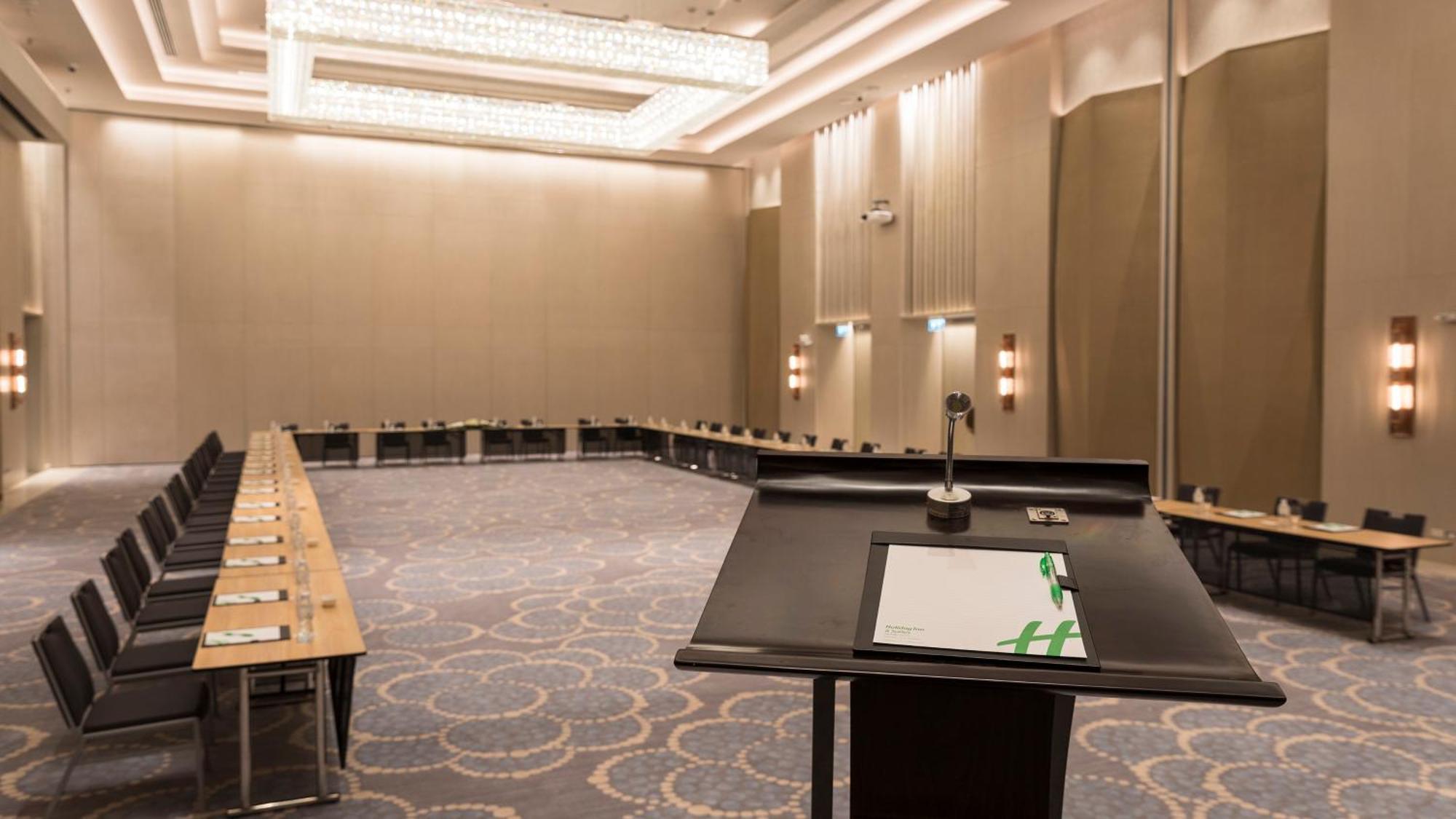 Holiday Inn & Suites Rayong City Centre By Ihg Екстер'єр фото