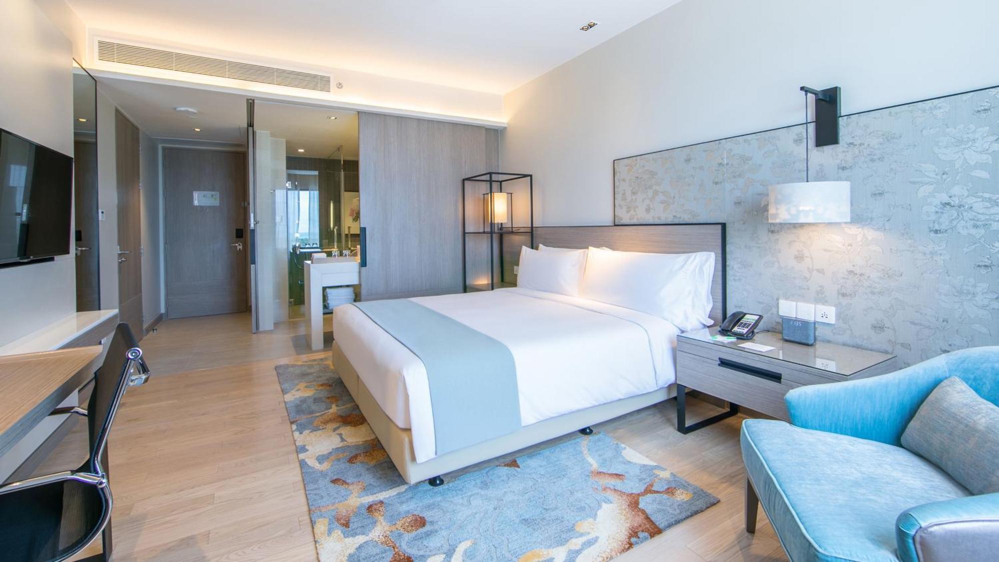 Holiday Inn & Suites Rayong City Centre By Ihg Екстер'єр фото